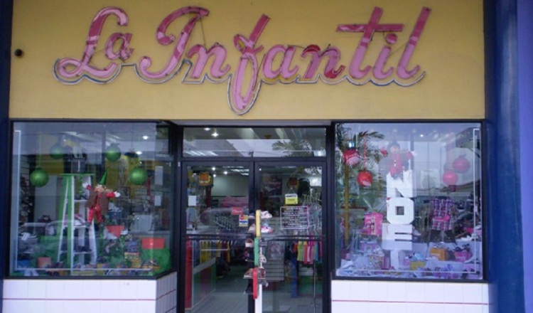 La Infantil, una tienda especializada en zapatos y ropa de niños, había puesto en marcha el negocio en 1933. Cortesía