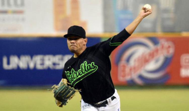 El lanzador Andy Otero juega actualmente para Estrellas Orientales en la Liga de Invierno de República Dominicana. Foto: Twitter