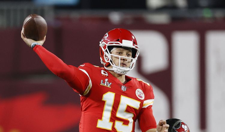 Kansas City Chiefs es liderado por su mariscal de campo, Patrick Mahomes. Foto.EFE