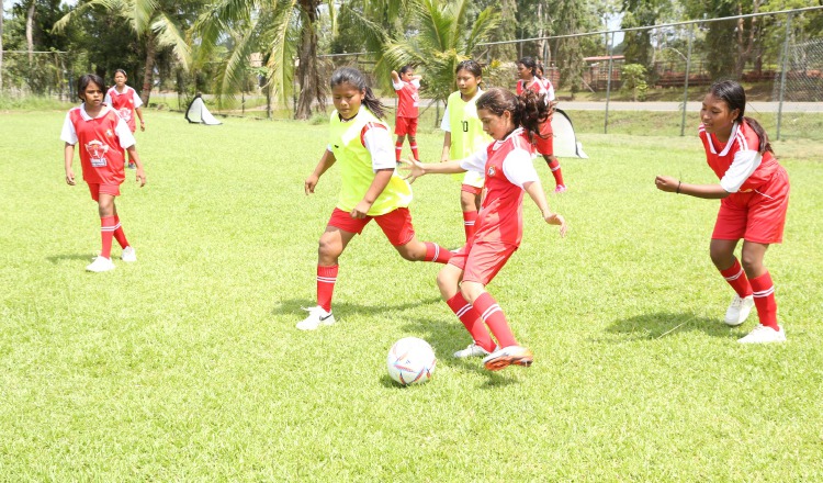 A successful girls soccer tour