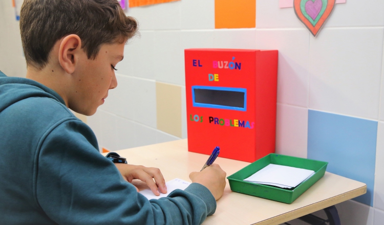 El Buzón de los Problemas, actividad de educación emocional.  EFE