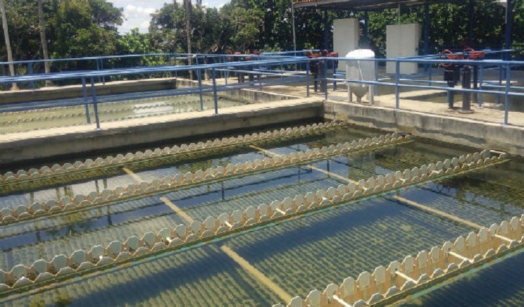 Potabilizadora de Pacora, la cual opera en un sector donde la falta de agua es lo más frecuente.  Archivo