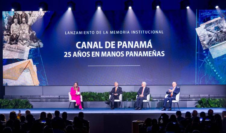 Los tres administradores que ha tenido el Canal, participaron en un conversatorio este jueves.  Cortesía