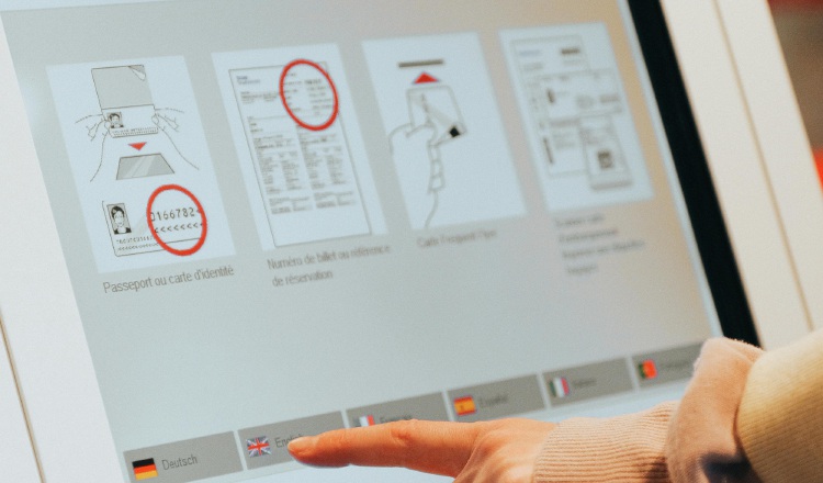 La facturación electrónica llega a los correos de los clientes. Foto ilustrativa