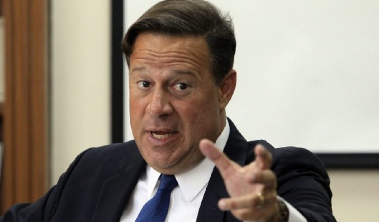 La filtración de las conversaciones privadas del exmandatario revelan que utilizó el sistema judicial a su favor.   Archivo