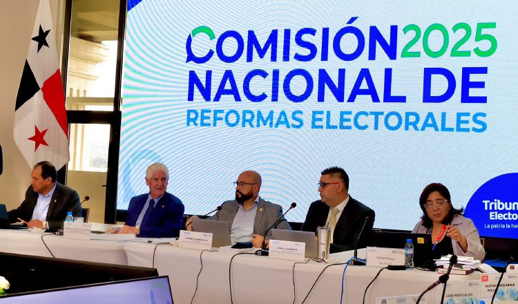 La Comisión Nacional de Reformas Electorales se reúne los jueves y para esta semana debe celebrar su sesión número 27.  Cortesía