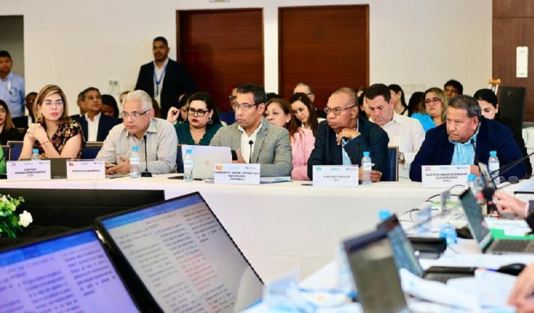 La Comisión de Reformas Electorales ha efectuado 27 reuniones y en este momento se encuentra en su cuarta fase de discusión.  Archivo