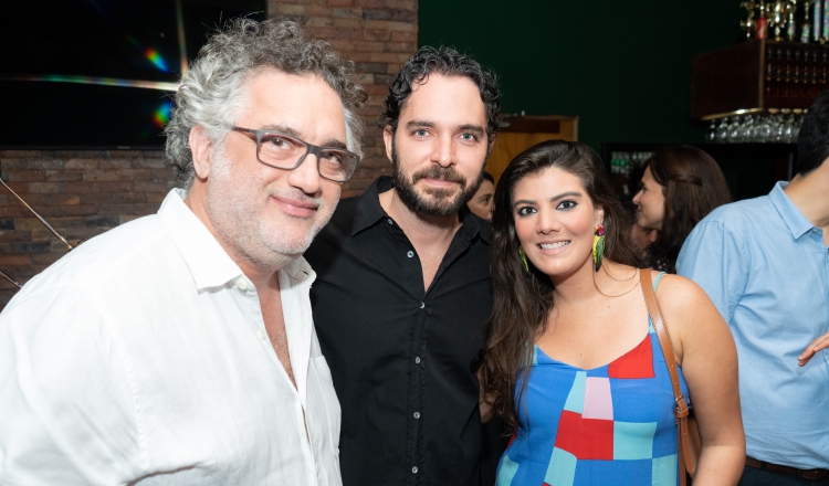 Abner Benaim, Manolo Cardona e Ilse Salas.