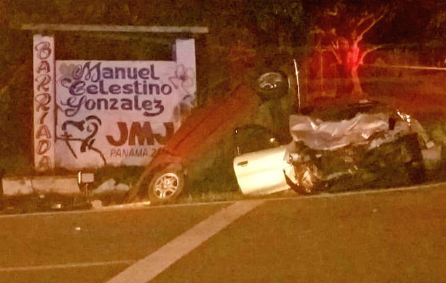 Policía, su esposa y su hijo a punto de nacer fallecen en accidente de tránsito en Pocrí. Foto/Cortesía