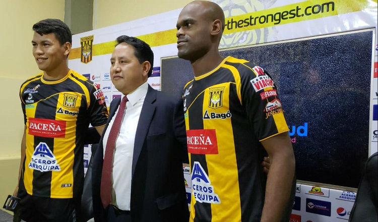 Adolfo Machado con la casaca del Tigre. Foto The Strongest