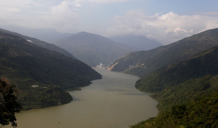 Entre los  riesgos de la humanidad está el tema del agua. EFE