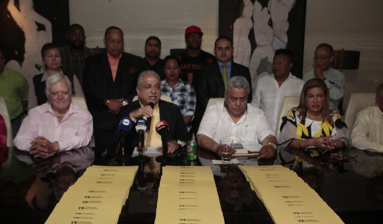 20 mil firmas aspiran a recolectar para lograr la candidatura de Ricardo Martinelli para la alcaldía de Panamá. /Foto Víctor Arosemena