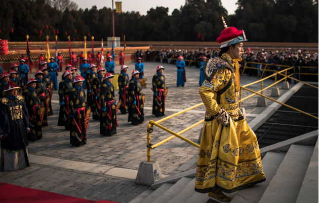 Artistas actúan, este martes, en el parque Ditan con motivo del Año Nuevo Lunar en Pekín (China). Foto/EFE