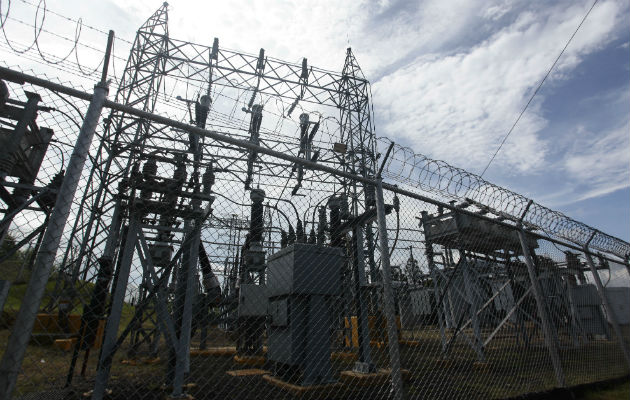 Un fallo en la red eléctrica de Honduras dejó a oscuras al país Centroamericano y 