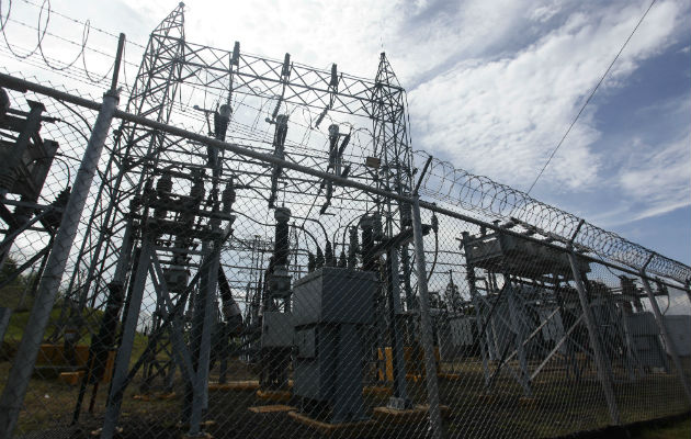 Un fallo en la red eléctrica de Honduras dejó a oscuras al país Centroamericano y
