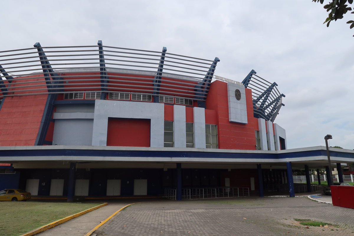 Arena Roberto Durán.