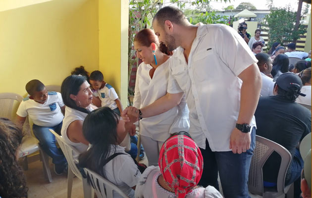 El conversatorio fue con el fin de conocer de cerca las necesidades de los residentes de Arraiján y con el fin de mejorar la cara del distrito. Foto/Eric Montenegro 