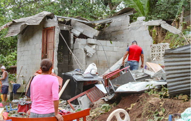 Cuatro casas fueron destruidas en su totalidad. Foto: Eric A. Montenegro.