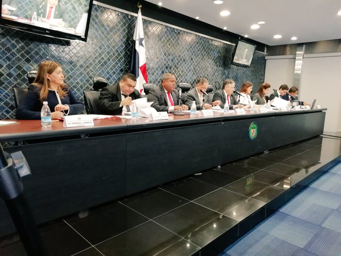 Asamblea rectificará ratificación apresurada de cinco funcionarios del 'buen gobierno'. Foto: Panamá América.