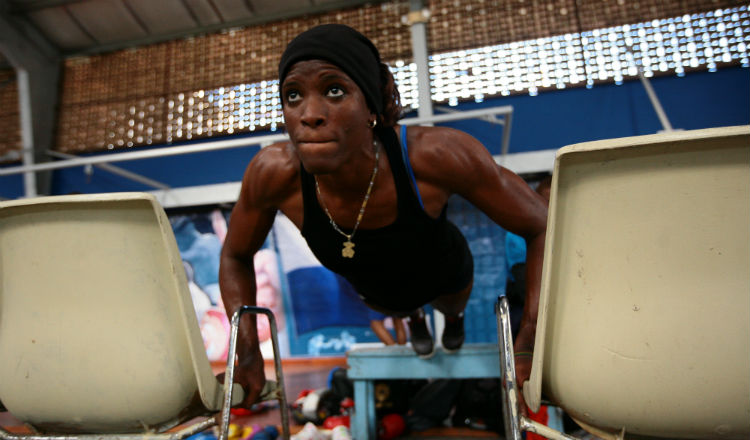 Atheyna Bylon viene de competir en un centroamericano en Costa Rica. Foto Cortesía