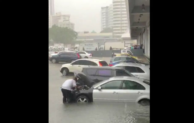 Inundaciones en Centro de Convenciones Atlántico Pacífico (ATLAPA). Foto/Cortesía