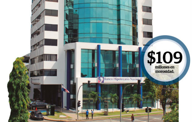 El gerente general del Banco Hipotecario Nacional, Gean Marc Córdoba, destacó que existe una mora gigante en la entrega de títulos de propiedad.