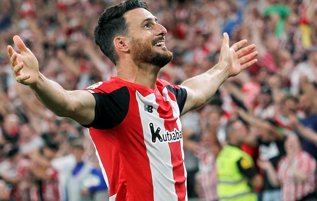 Aritz Aduriz sentenció al Barcelona.