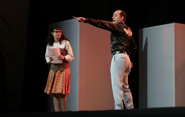 Beatriz Aurosa Pinzón Solano, Betty (Ana María Orozco)  y Hugo Lombardi (Julián Arango). /Foto: Aurelio Herrera Suira..