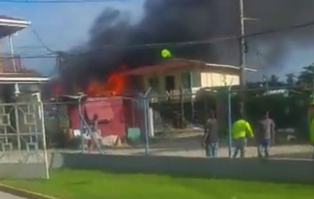 La vivienda fue consumida totalmente por las llamas. Foto: Mayra Madrid.