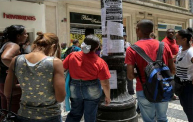 El 41.4% de la población ocupada en Brasil trabaja de manera informal. Foto: EFE.