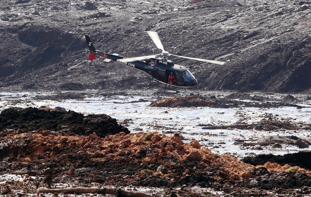 Vista del desastre causado por la rotura de una represa que contenía residuos minerales de la compañía Vale, la mayor productora mundial de hierro. FOTO/EFE