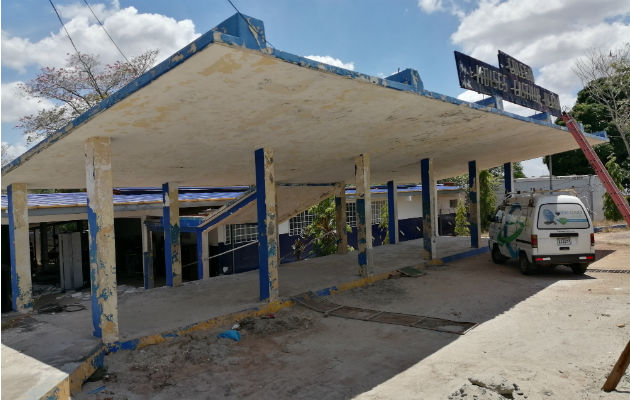 El colegio Moisés Castillo Ocaña está en reparación por lo que las mesas de votación serán reubicadas. Foto: Eric A. Montenegro.