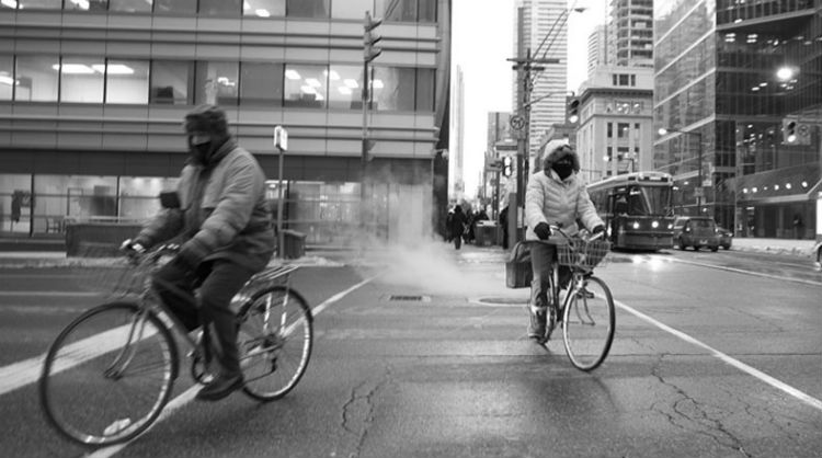 Las autoridades de la ciudad de Montreal en Canadá invirtieron $134 millones para generar un ambiente más agradable para los ciclistas.Foto:EFE