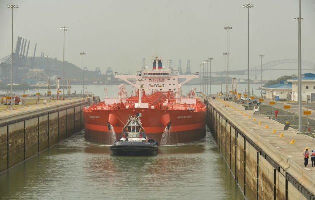 El segmento del GNL ya representa el 10 % de los tránsitos por las nuevas esclusas del Canal de Panamá. Foto/Archivo