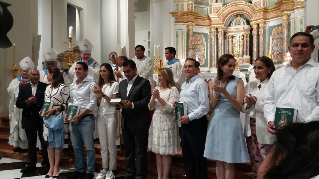 Los candidatos presidenciales participaron en la misa por las elecciones generales 2019. Foto Yai Urieta