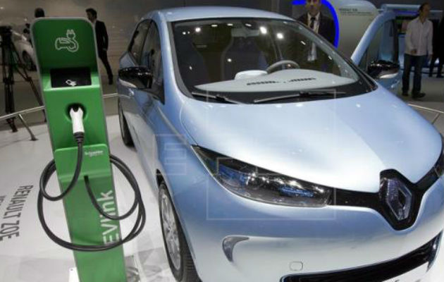 La tendencia mundial es el uso de autos eléctricos.Foto/EFE