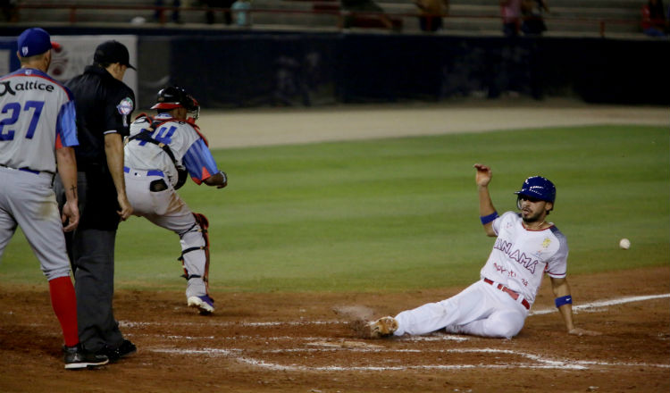 Javier Guerra (der.) ha tenido buen torneo. Foto:EFE