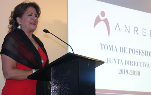 Carmen Sealy de Broce, presidente de la Asociación Nacional de Profesionales de Recursos Humanos de Panamá (ANREH).