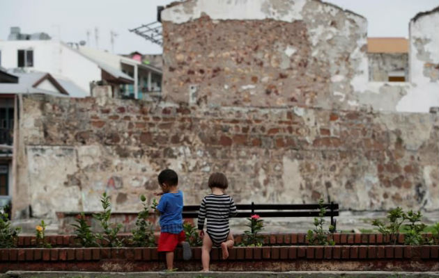  Ya se ha restaurado la mitad de los casi 800 edificios coloniales del Casco Antiguo. Foto: EFE