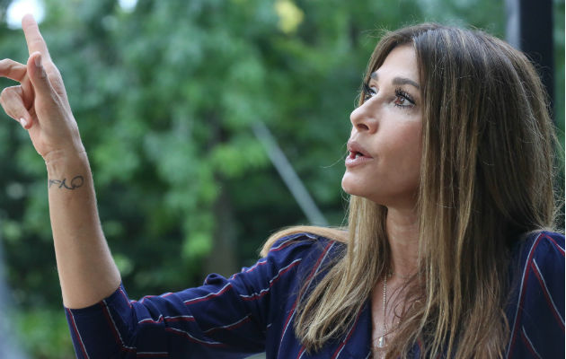 La actriz venezolana Catherine Fulop durante entrevista con Efe, en su residencia en Buenos Aires (Argentina). Foto: EFE.