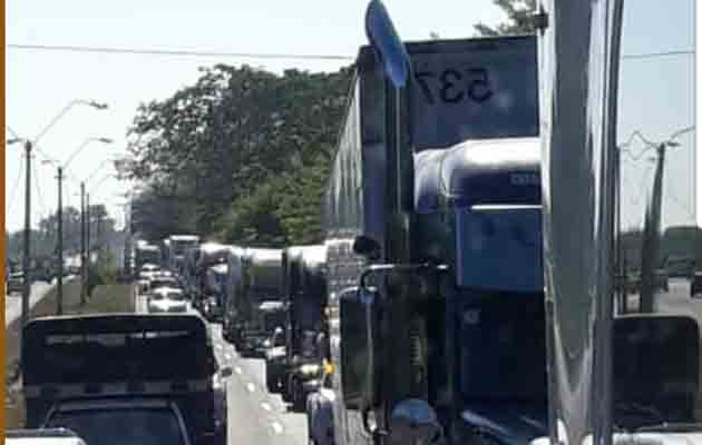 Los transportistas panameños luchan contra las prácticas desleales de los centroamericanos.