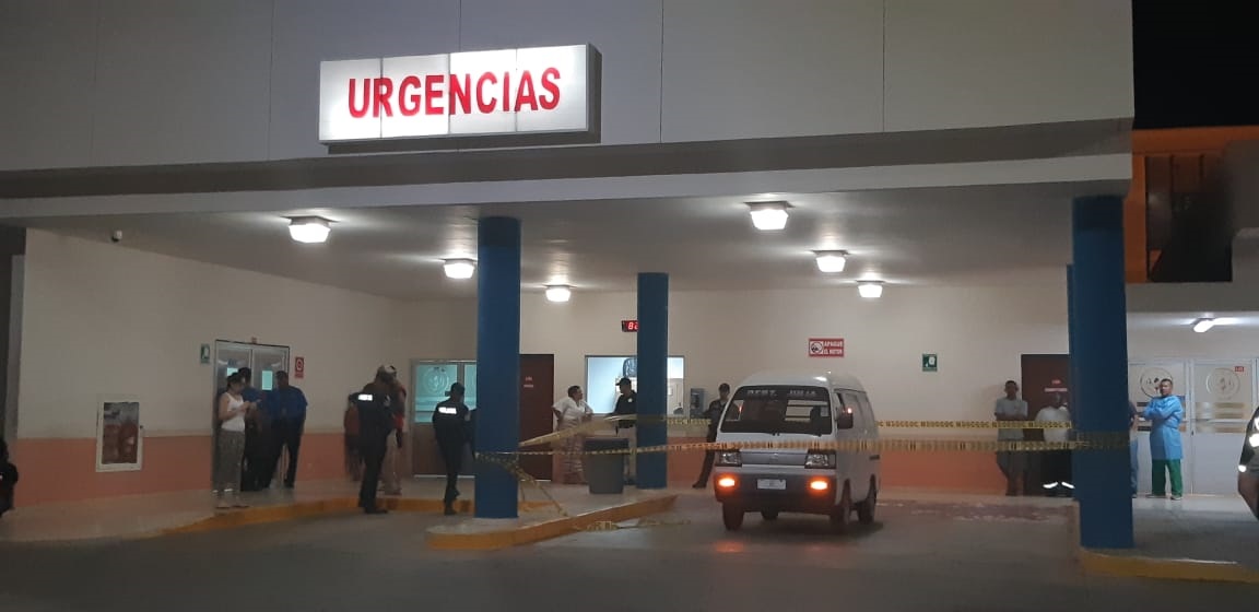 La víctima fue trasladada en un panel a recibir atención médica en el hospital Gustavo Nelson Collado, sin embargo murió antes de  ser atendido por los galenos. Foto/Thays/Domínguez