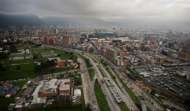 Bogotá es una de las cuatro ciudades más atractivas para invertir en Latinoamérica. EFE Archivo