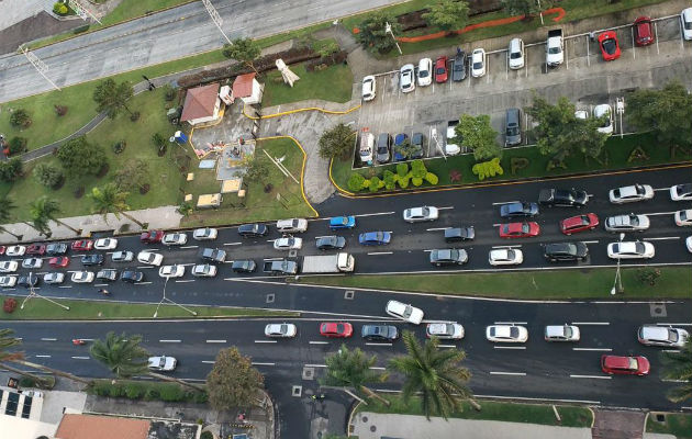 Colapso y caos vehicular en la capital por la visita del presidente chino Xi Jinping. Foto: Panamá América.