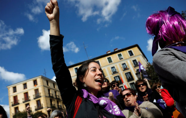 El Organismo Iberoamericano de Juventud (OIJ) dio a conocer que en Latinoamérica el porcentaje de mujeres jóvenes que emprenden como salida laboral duplica al de los hombres.