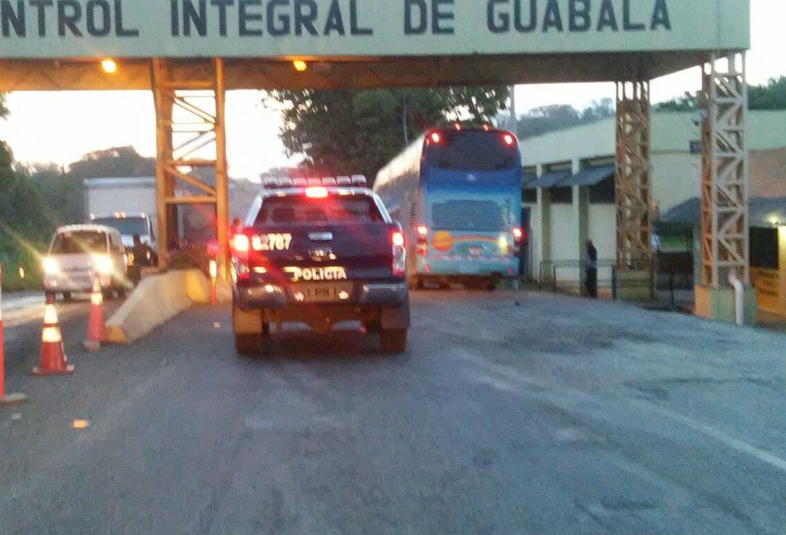  La aprehensión de este ciudadano procedente de la ciudad de Panamá se logró a través de una diligencia de registro e inspección en un bus  que viajaba de la ciudad de Panamá a la provincia de Chiriquí.