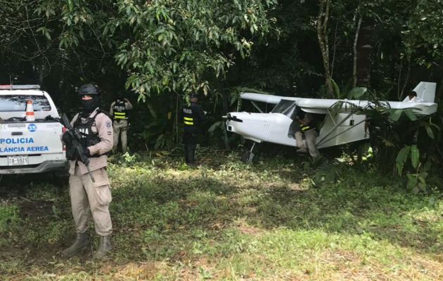 Una de las avionetas ubicadas por autoridades ticas. Foto: Mayra Madrid. 