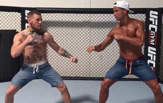 Connor McGregor y Cristiano en un entrenamiento.