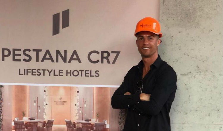 Cristiano Ronaldo de visita en el hotel ubicado en Marruecos Foto @Cristiano