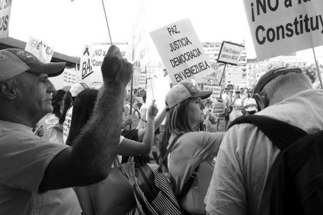 Una de las múltiples protestas contra el Gobierno venezolano. Foto: EFE.